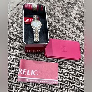 Relic Two-Tone Crystal Bezel Watch NWT Giftable Gold Silver Rhinestone Elegant